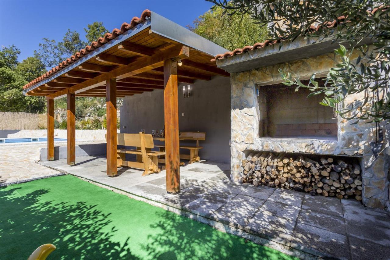 Holiday Home Dijamant Kucice Екстер'єр фото